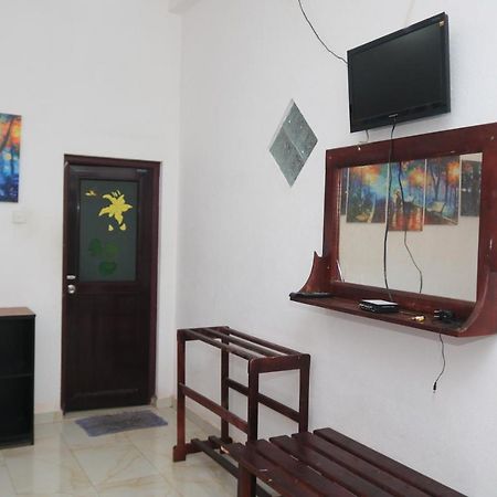 Bevary City Hotel Anuradhapura Zewnętrze zdjęcie