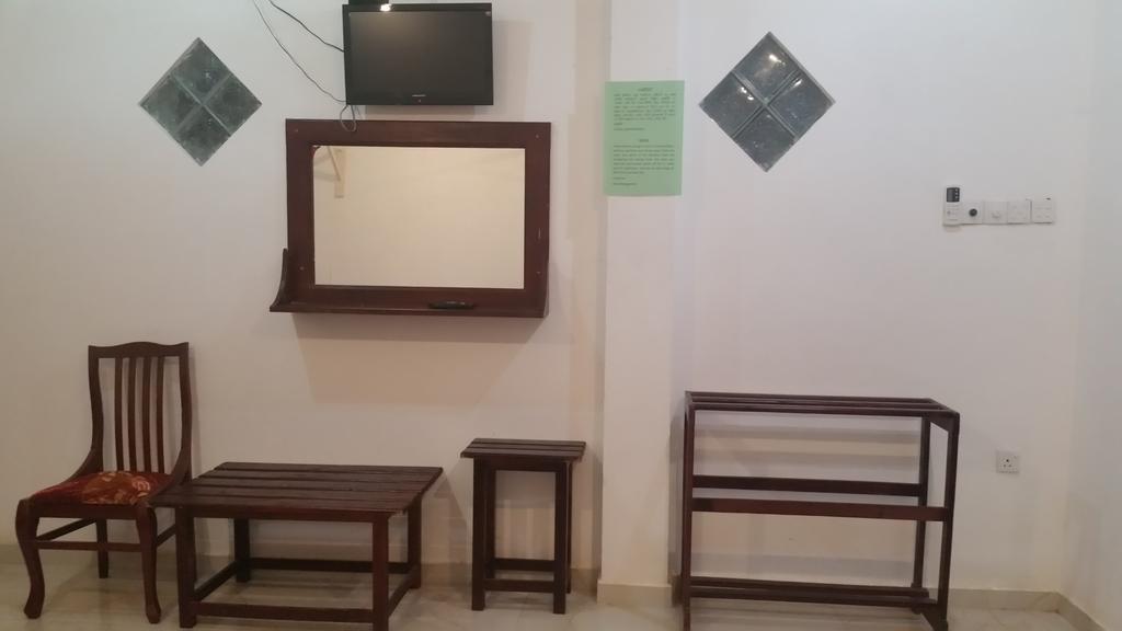 Bevary City Hotel Anuradhapura Zewnętrze zdjęcie