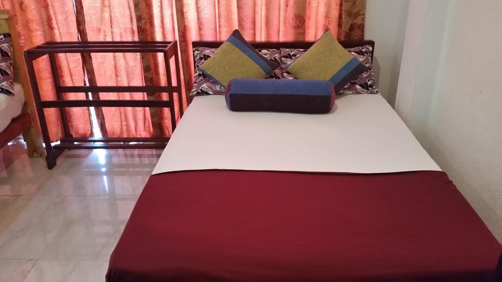 Bevary City Hotel Anuradhapura Zewnętrze zdjęcie