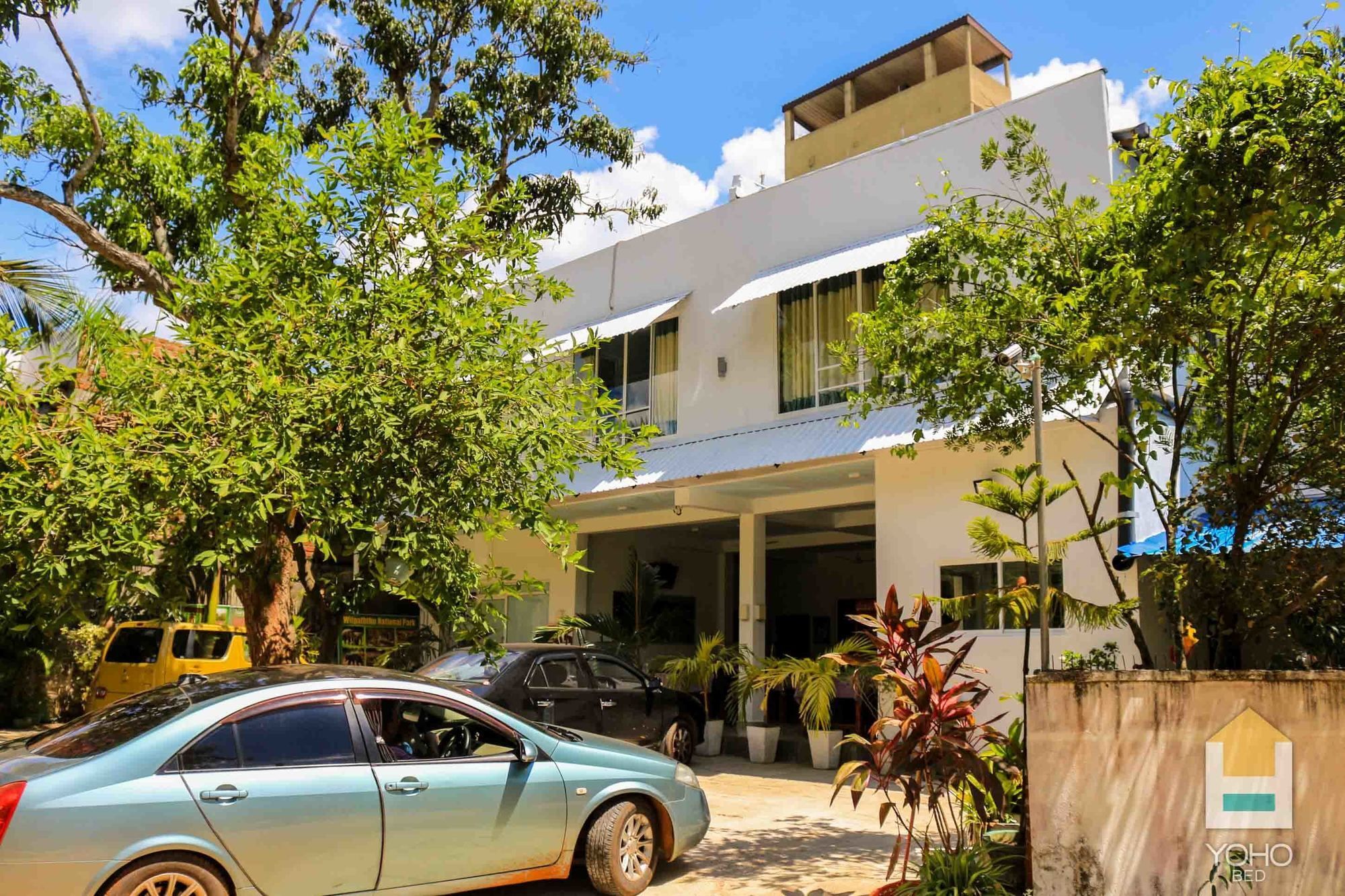 Bevary City Hotel Anuradhapura Zewnętrze zdjęcie